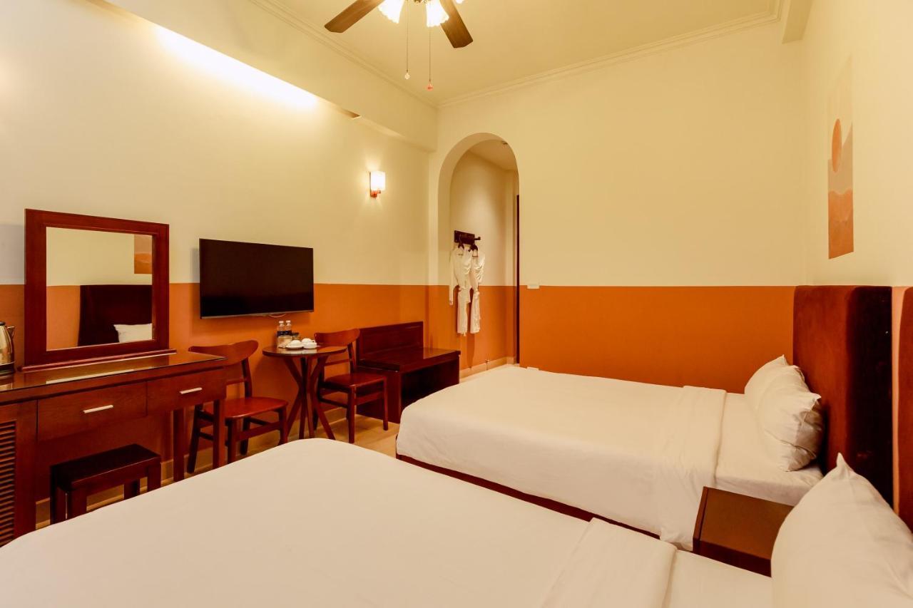 Super Oyo Capital O 1173 Le Grand Hanoi Hotel - The Ruby Bagian luar foto