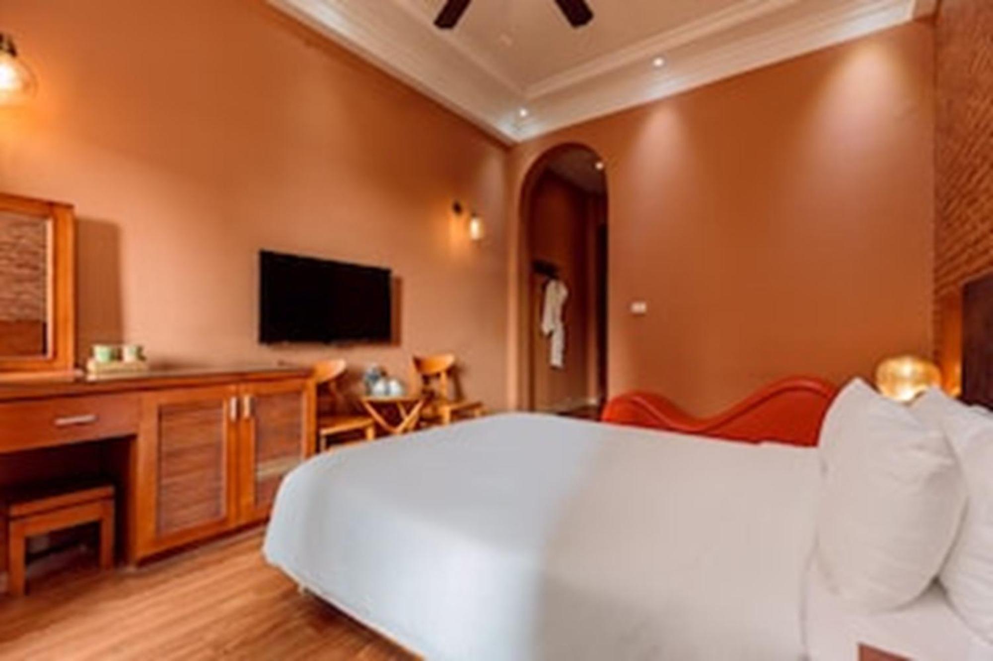 Super Oyo Capital O 1173 Le Grand Hanoi Hotel - The Ruby Bagian luar foto