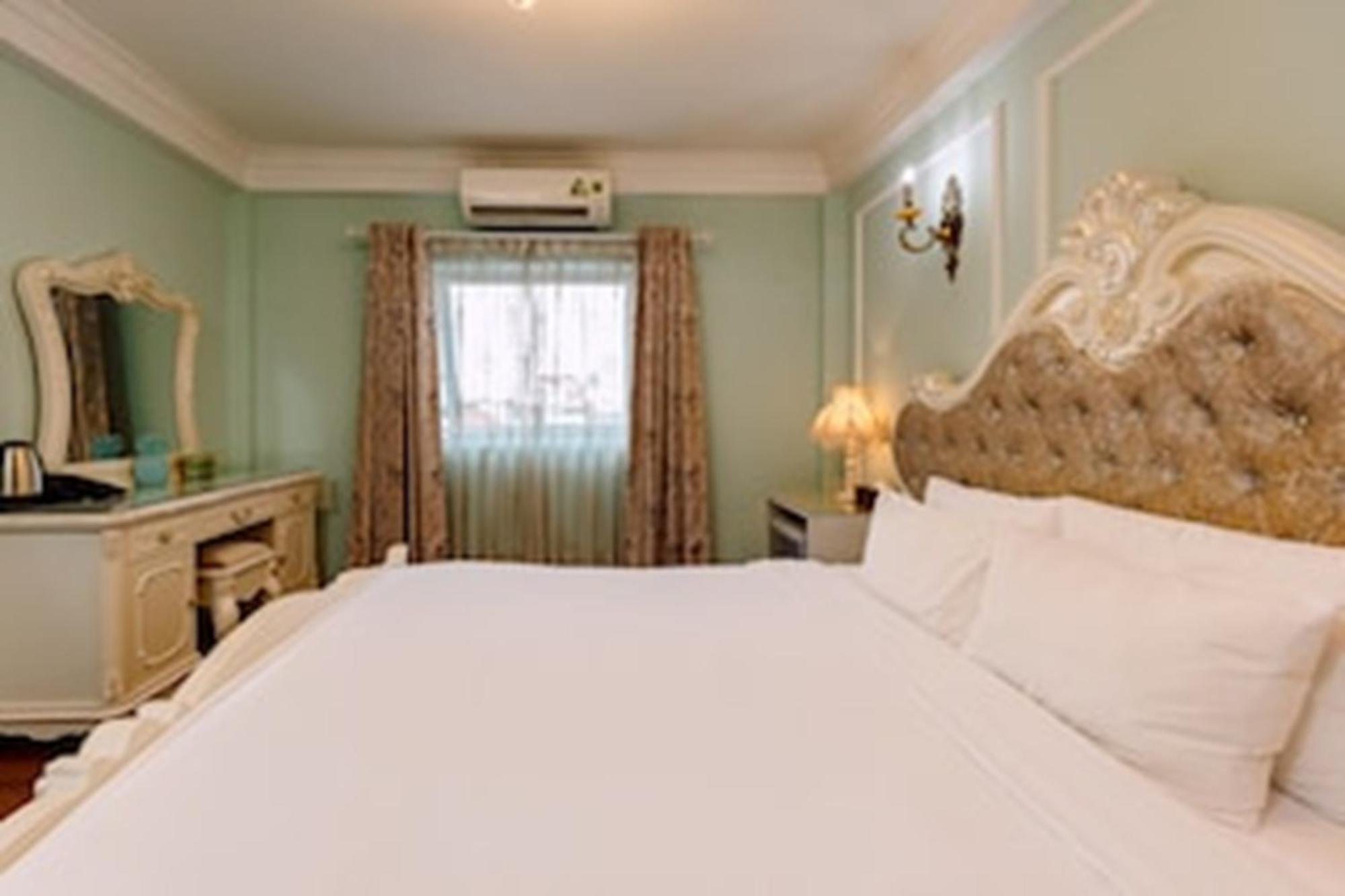 Super Oyo Capital O 1173 Le Grand Hanoi Hotel - The Ruby Bagian luar foto