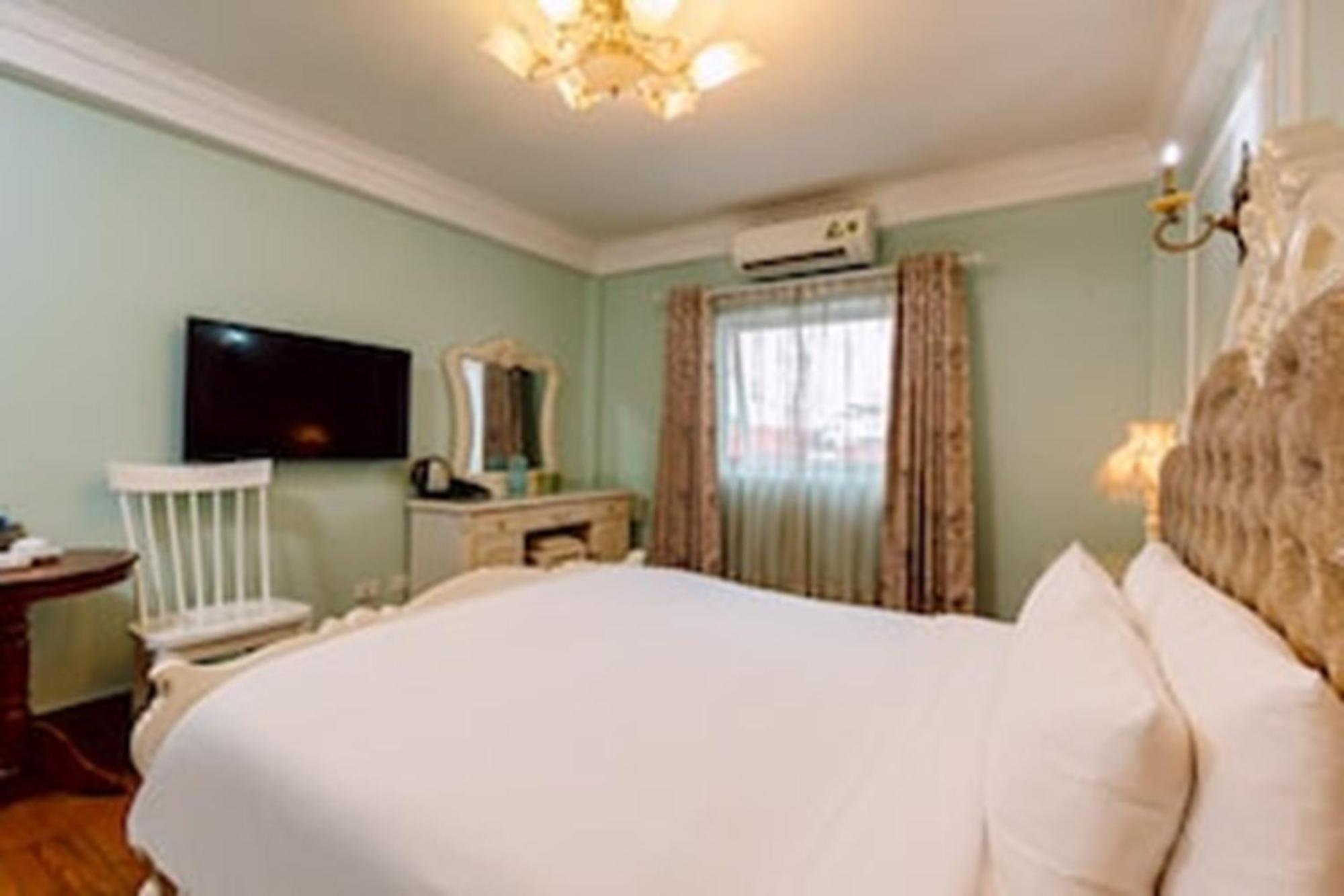 Super Oyo Capital O 1173 Le Grand Hanoi Hotel - The Ruby Bagian luar foto